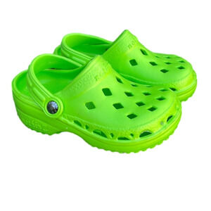 NOTHINZ Eva Diamond Breeze Clogs Children’s Unisex Lime Green sizes 11-1